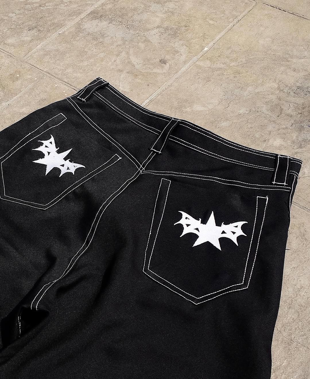 Tragus Jorts - Image 2